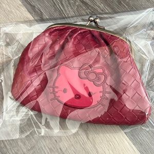 Hello Kitty Pouch